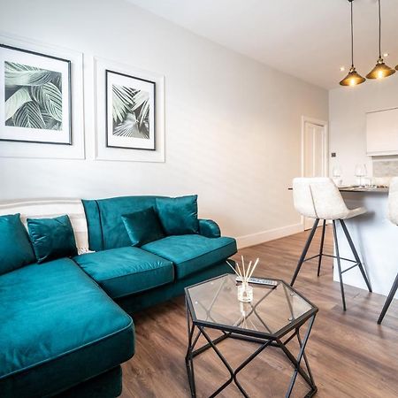 Watergate Penthouse - New 2 Bed Luxury Apartment In City Centre Честер Экстерьер фото
