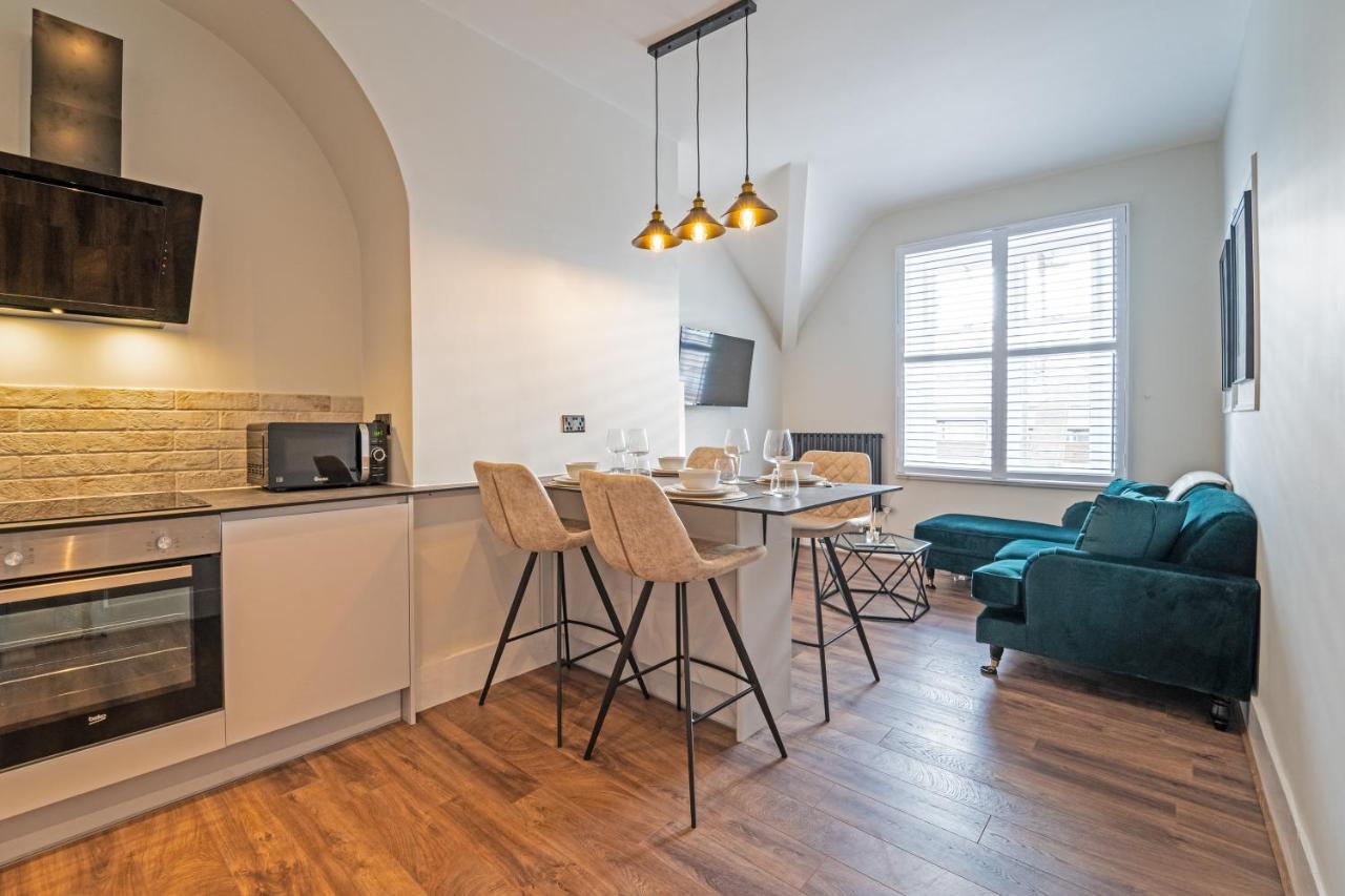 Watergate Penthouse - New 2 Bed Luxury Apartment In City Centre Честер Экстерьер фото