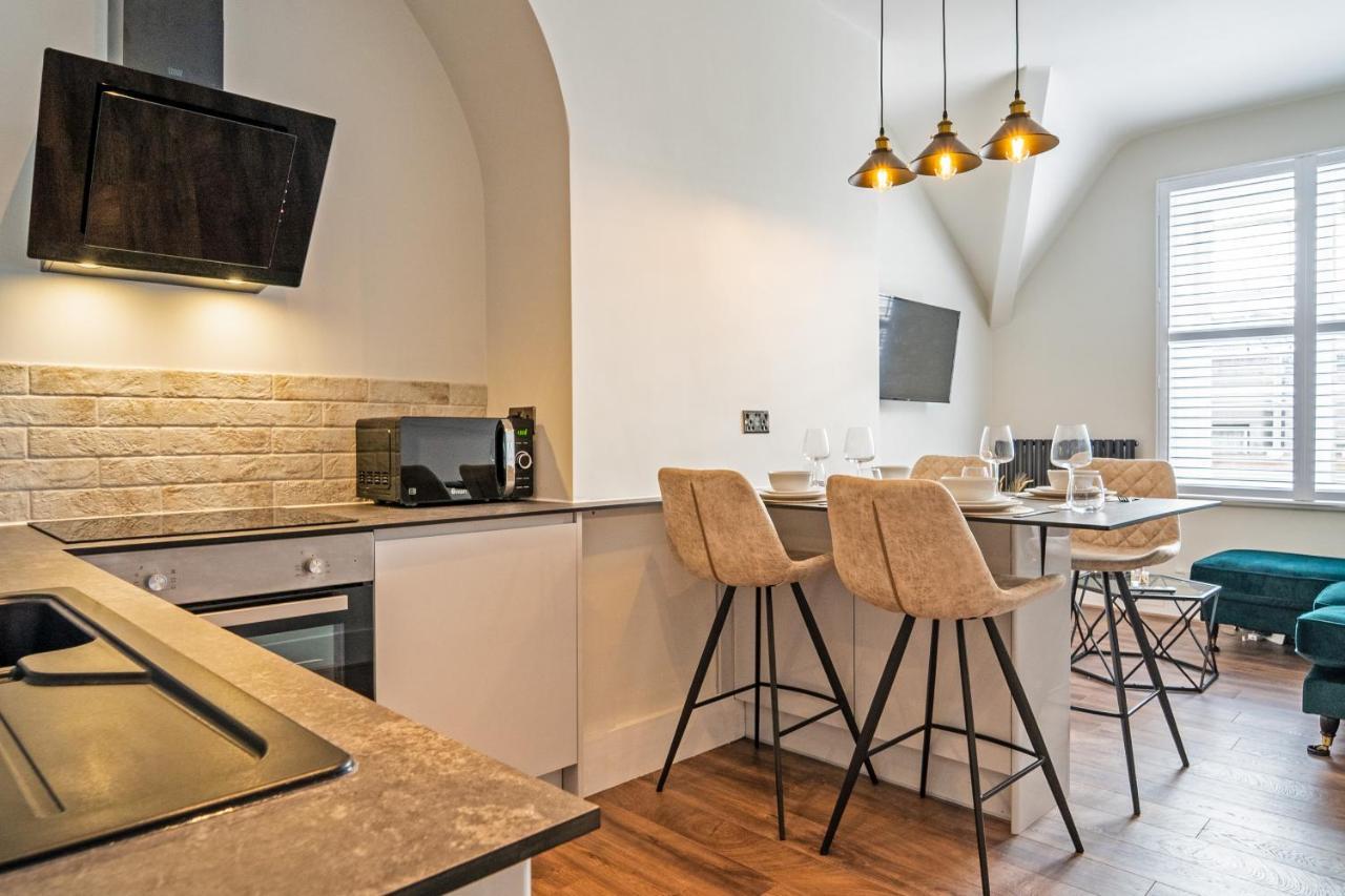 Watergate Penthouse - New 2 Bed Luxury Apartment In City Centre Честер Экстерьер фото
