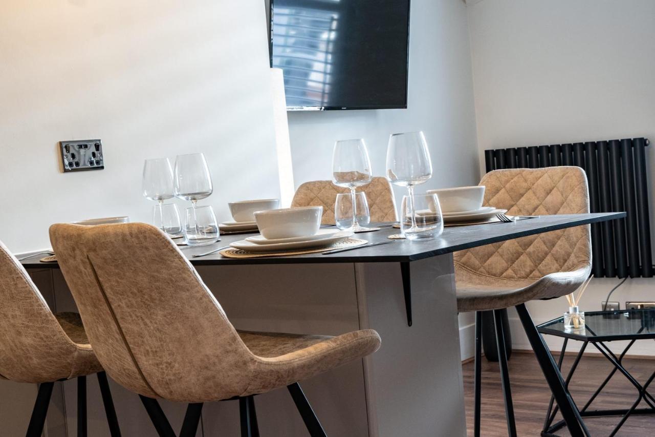 Watergate Penthouse - New 2 Bed Luxury Apartment In City Centre Честер Экстерьер фото