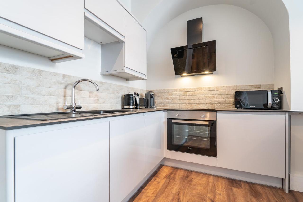 Watergate Penthouse - New 2 Bed Luxury Apartment In City Centre Честер Экстерьер фото