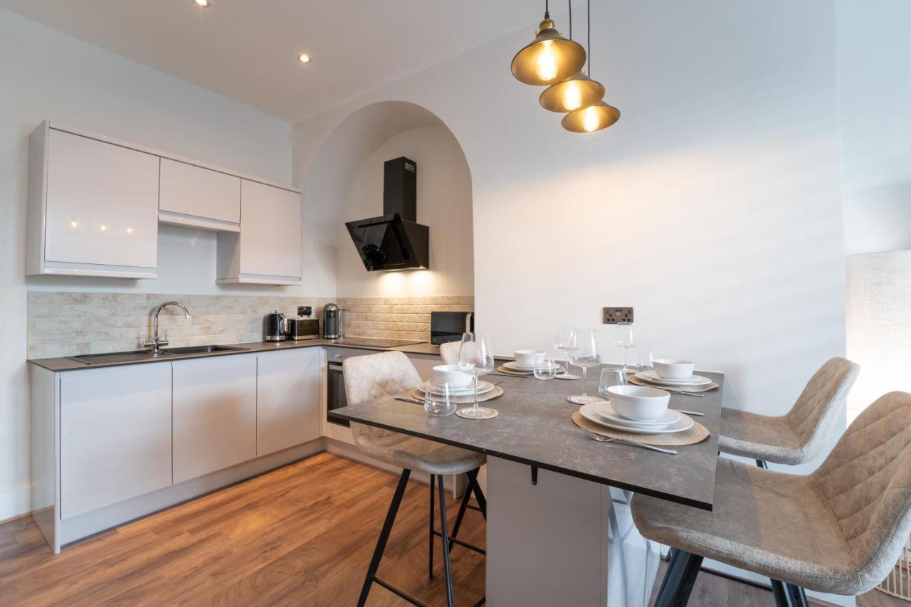 Watergate Penthouse - New 2 Bed Luxury Apartment In City Centre Честер Экстерьер фото